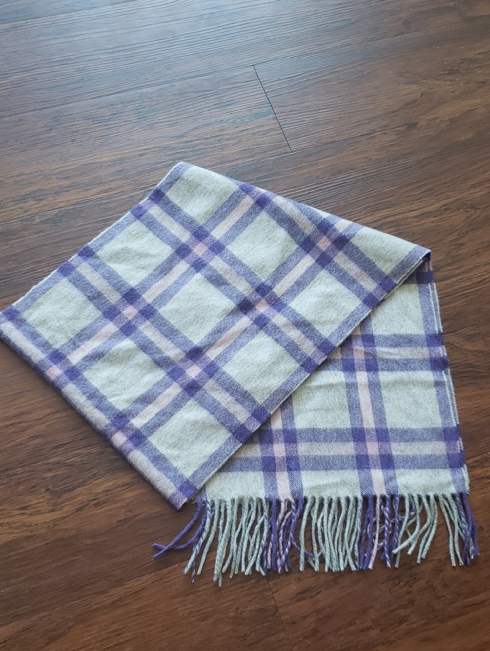 Amicale Cashmere Lavender and Cream Plaid Scarf 100% Cashmere Quiet Luxury 60x12